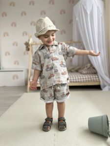 Zestaw koszula POLO i spodenki AUTA jasna zieleń