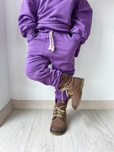 Spodnie chłopięce SLIM fiolet