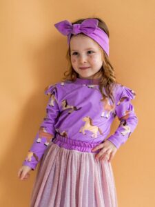Koszulka dziewczęca z falbankami KONIKI fiolet