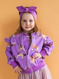 Bluza dziecięca rozpinana KONIKI fiolet falbanki