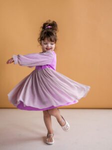 Sukienka dla dziewczynki JAGNA - FUKSJA brokat