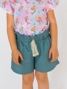 Spodenki muślinowe dziewczęce ZIELEŃ BROKAT