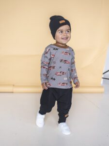 Zestaw chłopięcy LONG FORMUŁA z baggy CZARNY