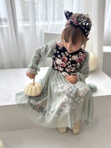 Sukienka dla dziewczynki JAGNA - BELLA