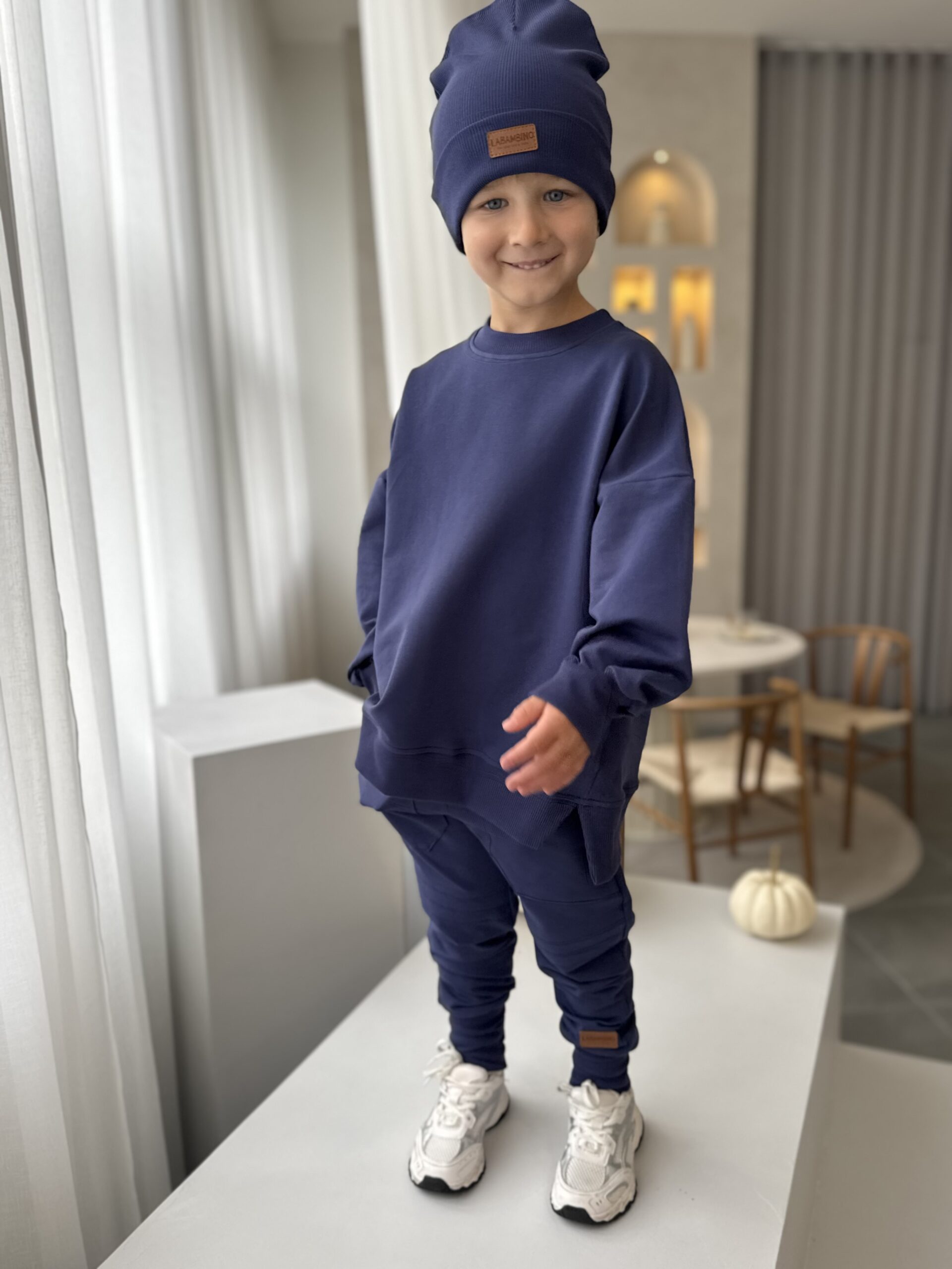 Dres chłopięcy ze spodniami SLIM GRANAT