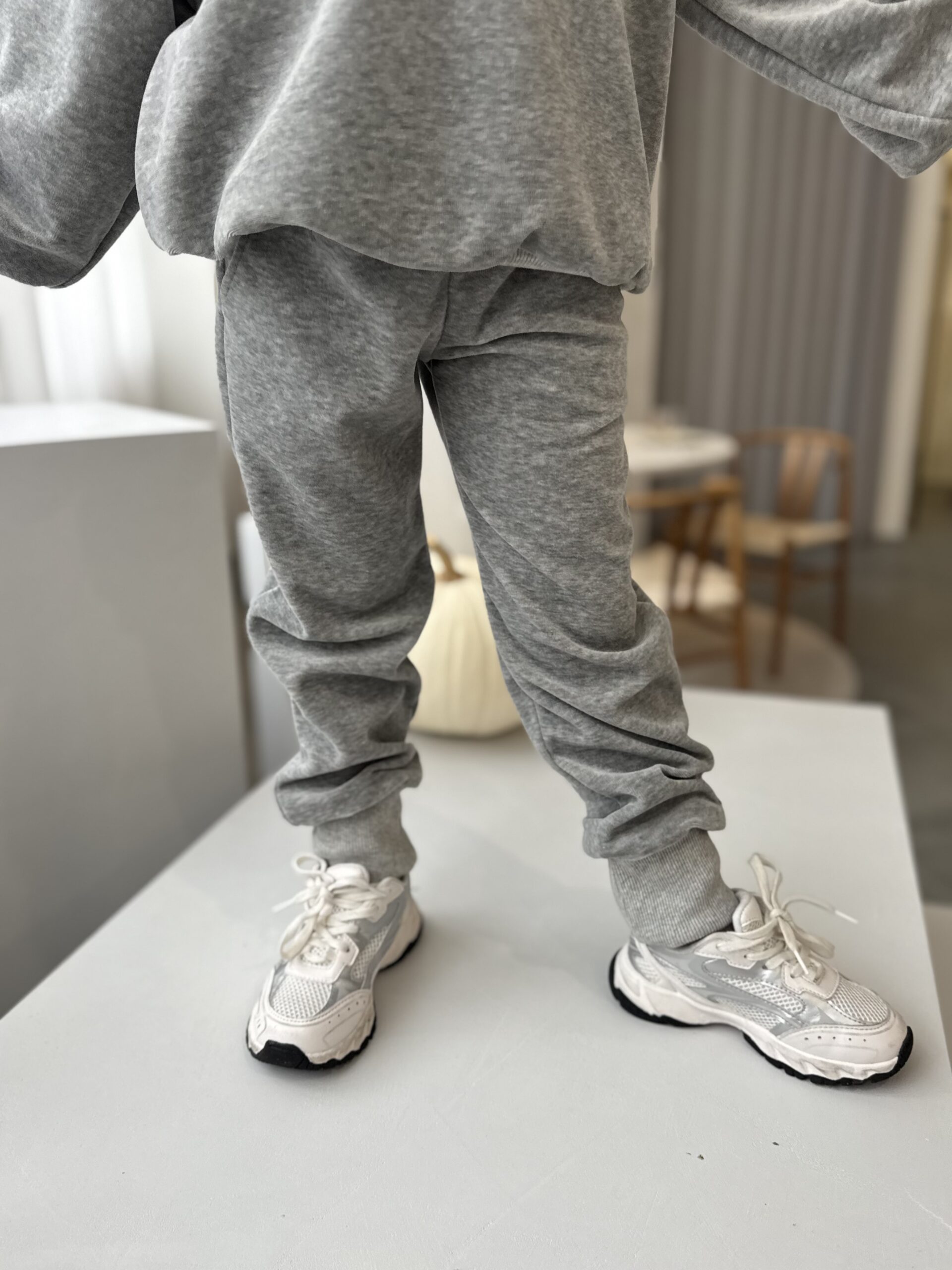 Spodnie welurowe SZARE ściągacze