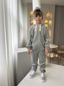 Dres welurowy dla dziewczynki SZARY z bluza rozpinana