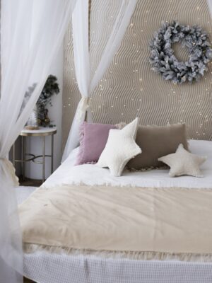 Narzuta na łóżko "Brokat i Blask" - BEŻOWA