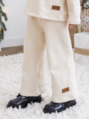 Kuloty dziewczęce SWETEREK ECRU