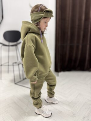Dres dziecięcy OCIEPLANY OLIWKA