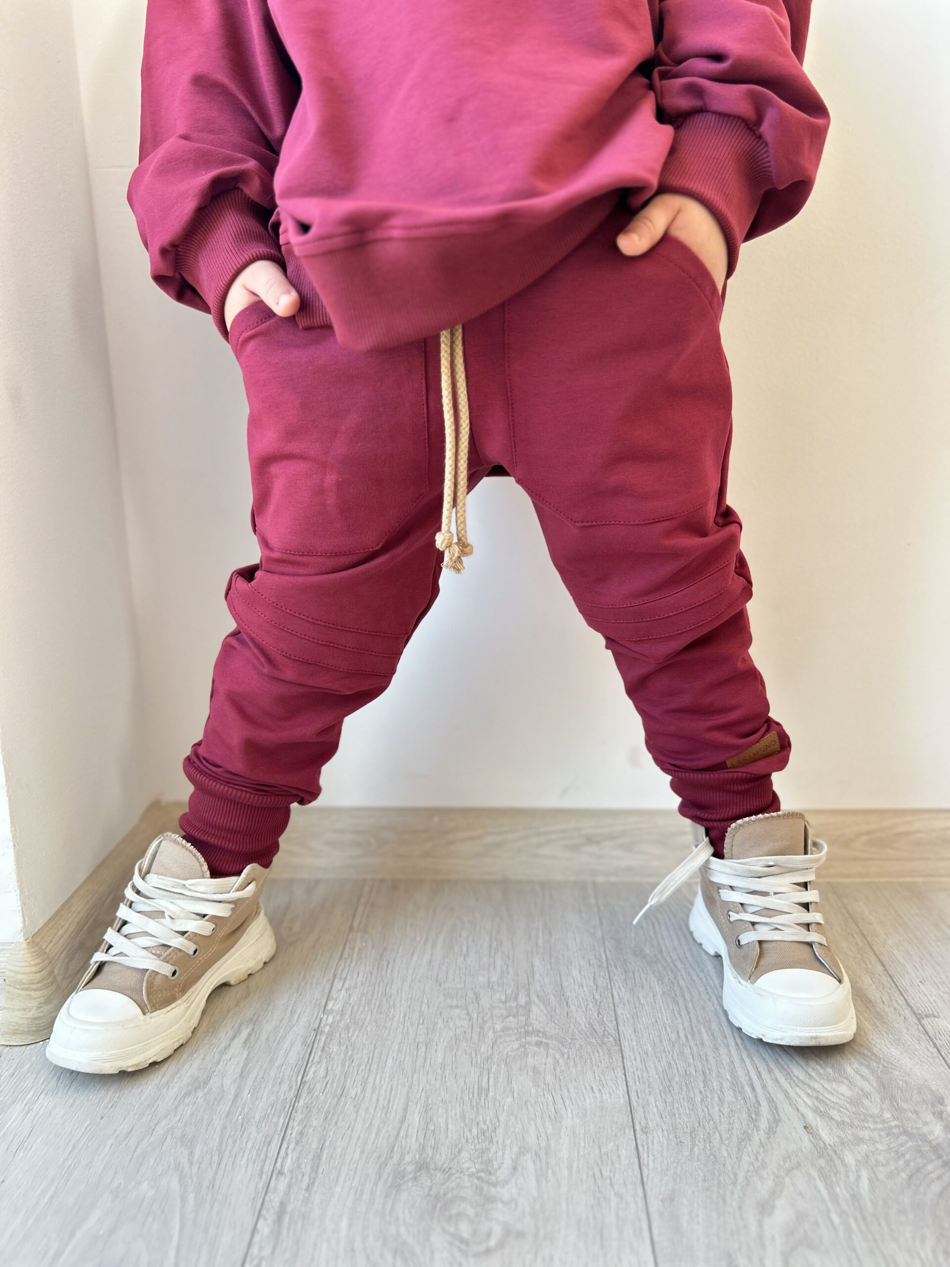 IMG_1807 Spodnie chłopięce SLIM BORDO