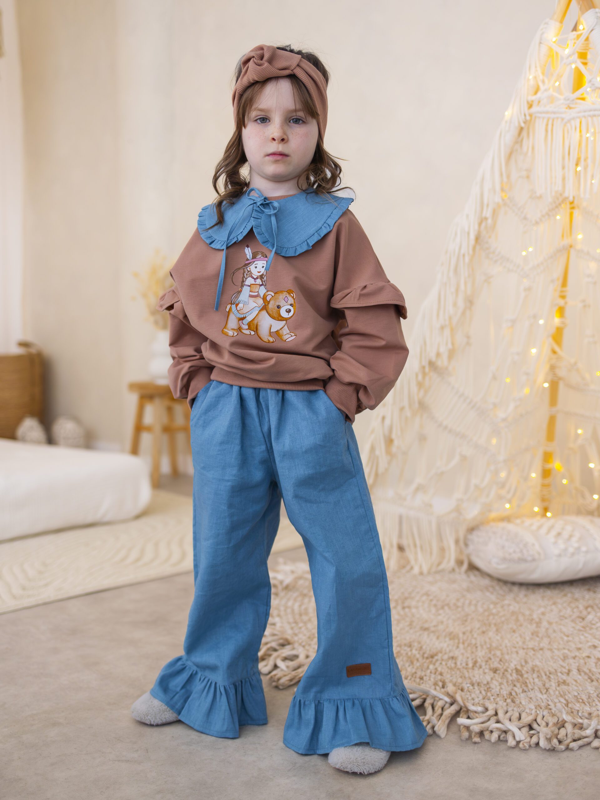 Zestaw bluza falbanka MOKKA i spodnie BLOOM MORSKI