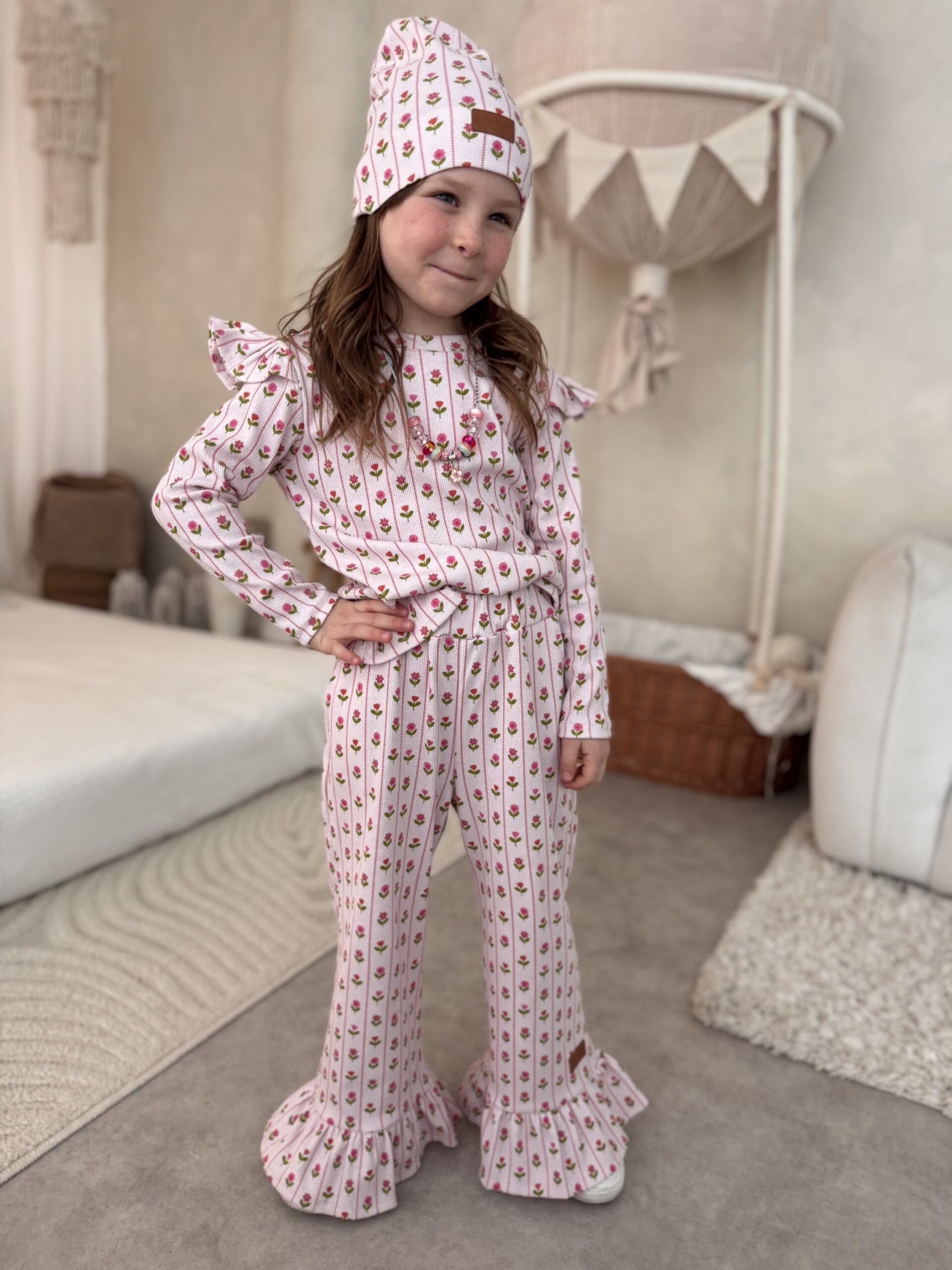 IMG_6351 Zestaw dziewczęcy koszulka i spodnie BLOOM PRĄŻEK ROSE